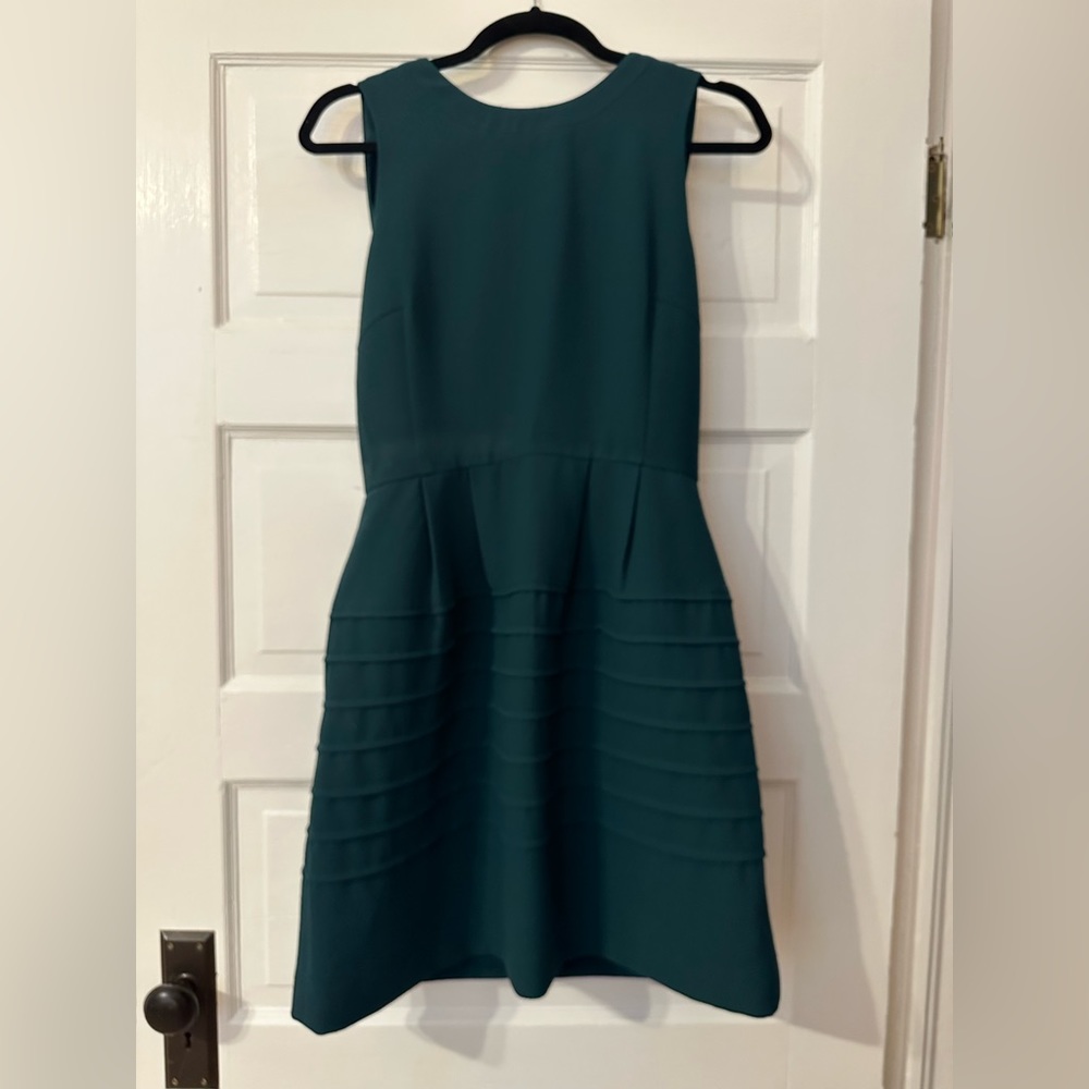 Madewell emerald green cocktail dress with vneck back